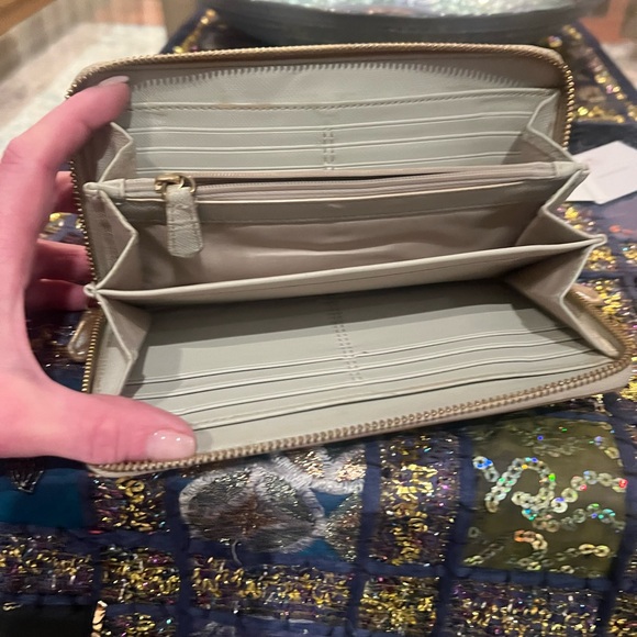 Coach Long Zip Around Wallet - Picture 5 of 16